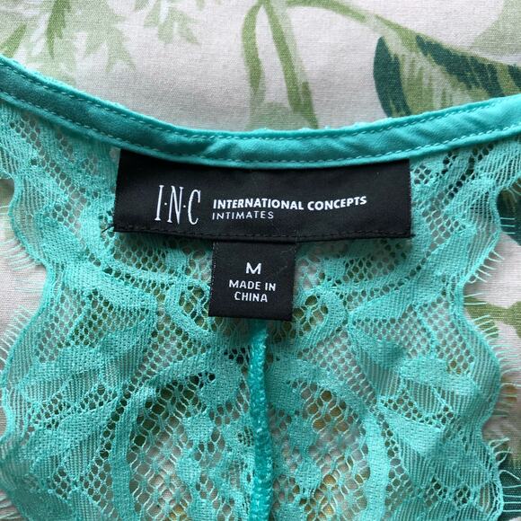 INC International Concepts Women's Cami Top V-Neck Lace Trim Green Sz Medium NWT - Picture 6 of 7